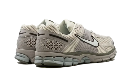 Nike Zoom Vomero 5 Light Orewood Brown