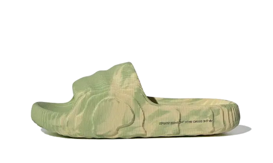 Adilette 22 Magic Lime St Desert Sand