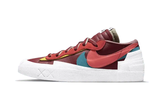 Nike Blazer Low Sacai Kaws Red - DM7901-600