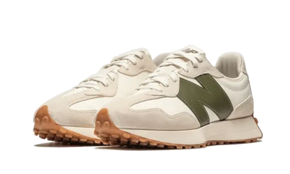 New Balance 327 Moonbeam Oak Leaf Green